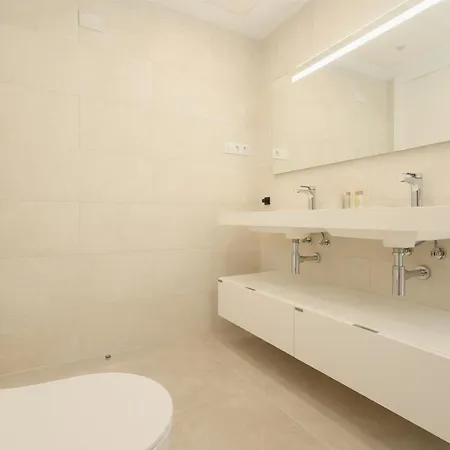 Brand-new Beachside Apartment, With Spacious Terrace And Exceptional Amenities, In