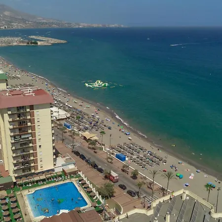 Brand-new Beachside Apartment, With Spacious Terrace And Exceptional Amenities, In Apartment *