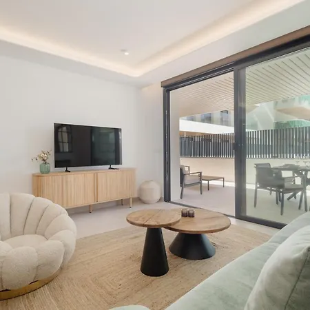 Brand-new Beachside Apartment, With Spacious Terrace And Exceptional Amenities, In Apartment