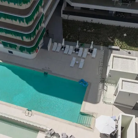 Brand-new Beachside Apartment, With Spacious Terrace And Exceptional Amenities, In Apartment Fuengirola