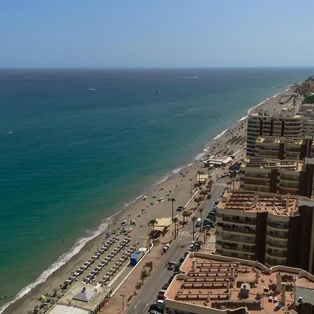 Brand-new Beachside Apartment, With Spacious Terrace And Exceptional Amenities, In Fuengirola