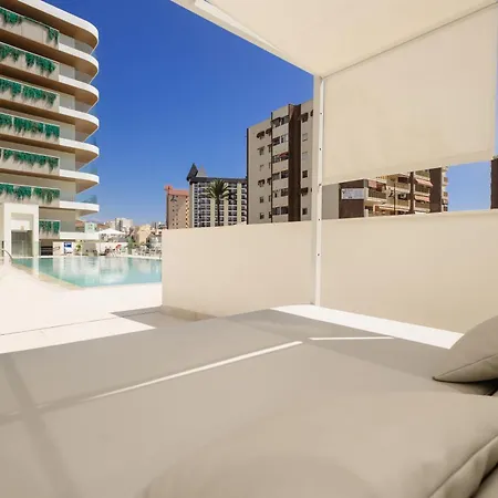 Apartment Brand-new Beachside Apartment, With Spacious Terrace And Exceptional Amenities, In Fuengirola